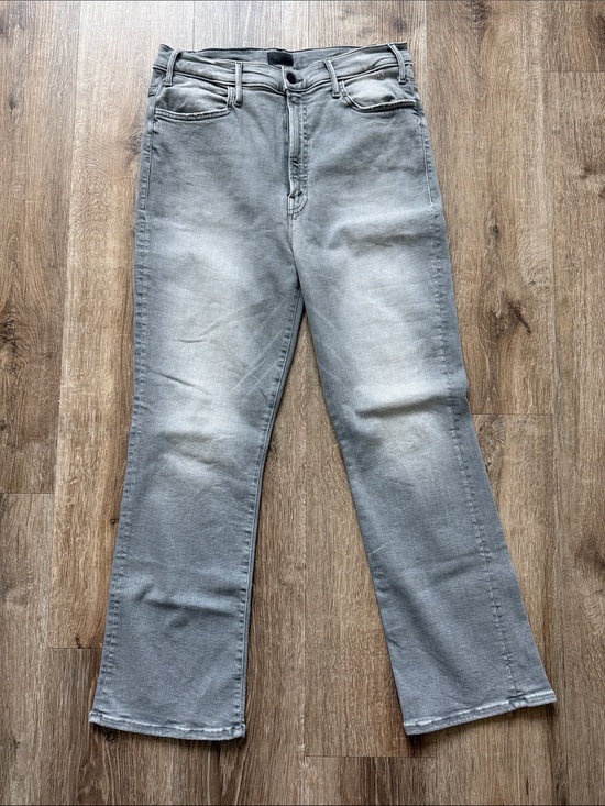 MOTHER Denim - Mother Women’s “The Hustler Ankle” Light Gray Straight-Leg Jeans